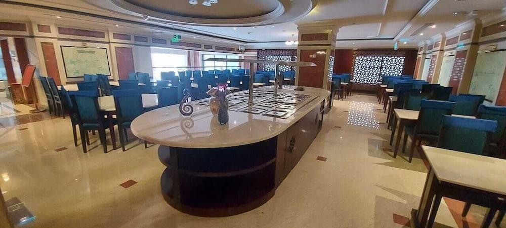 Rotana Al Mesk Hotel Médine Extérieur photo